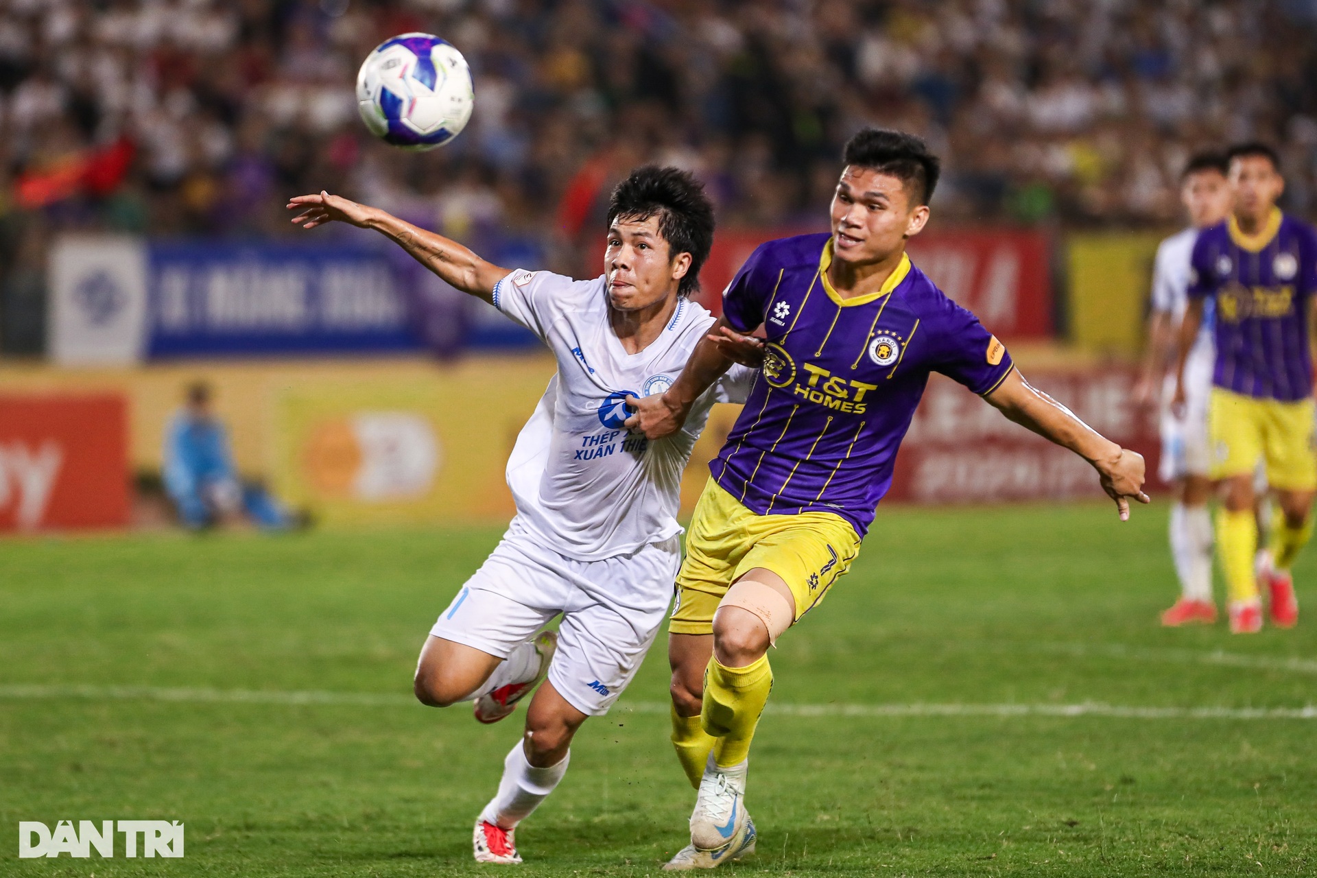 Ngoại binh tỏa sáng trong chiến thắng đậm của CLB Nam Định trước Hà Nội FC - 5 Ngoại binh tỏa sáng trong chiến thắng đậm của CLB Nam Định trước Hà Nội FC - 5