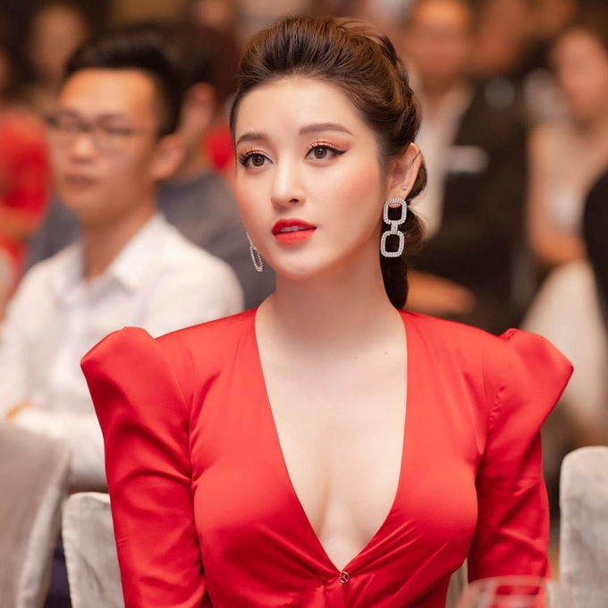 Á hậu Huyền My: Thời điểm này, tôi lại không muốn lập gia đình nữa - Ảnh 1. Á hậu Huyền My: Thời điểm này, tôi lại không muốn lập gia đình nữa - Ảnh 1.