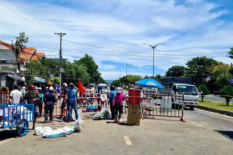 Xử phạt người đăng tin không tiếp nhận hàng hóa giữa Quảng Nam - Đà Nẵng - 1 Xử phạt người đăng tin không tiếp nhận hàng hóa giữa Quảng Nam - Đà Nẵng - 1