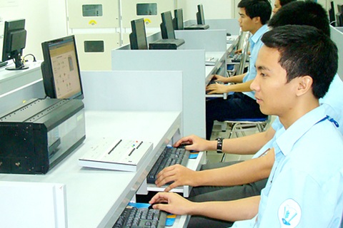 “Không tuyển hệ dân lập để nâng cao năng lực bộ máy hành chính”