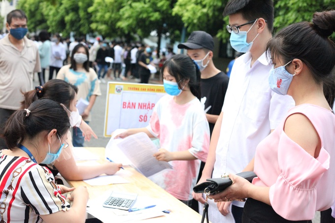 Trên 500 học sinh hệ 9+ đăng ký nhập học - Ảnh 3.