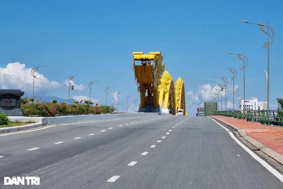 Đà Nẵng dừng tất cả các hoạt động, ai ở đâu ở yên đó thêm 3 ngày - 1 Đà Nẵng dừng tất cả các hoạt động, ai ở đâu ở yên đó thêm 3 ngày - 1