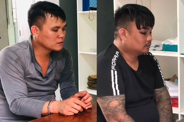 Nhóm đi ô tô trộm chó, dùng súng điện tự chế chống trả lực lượng