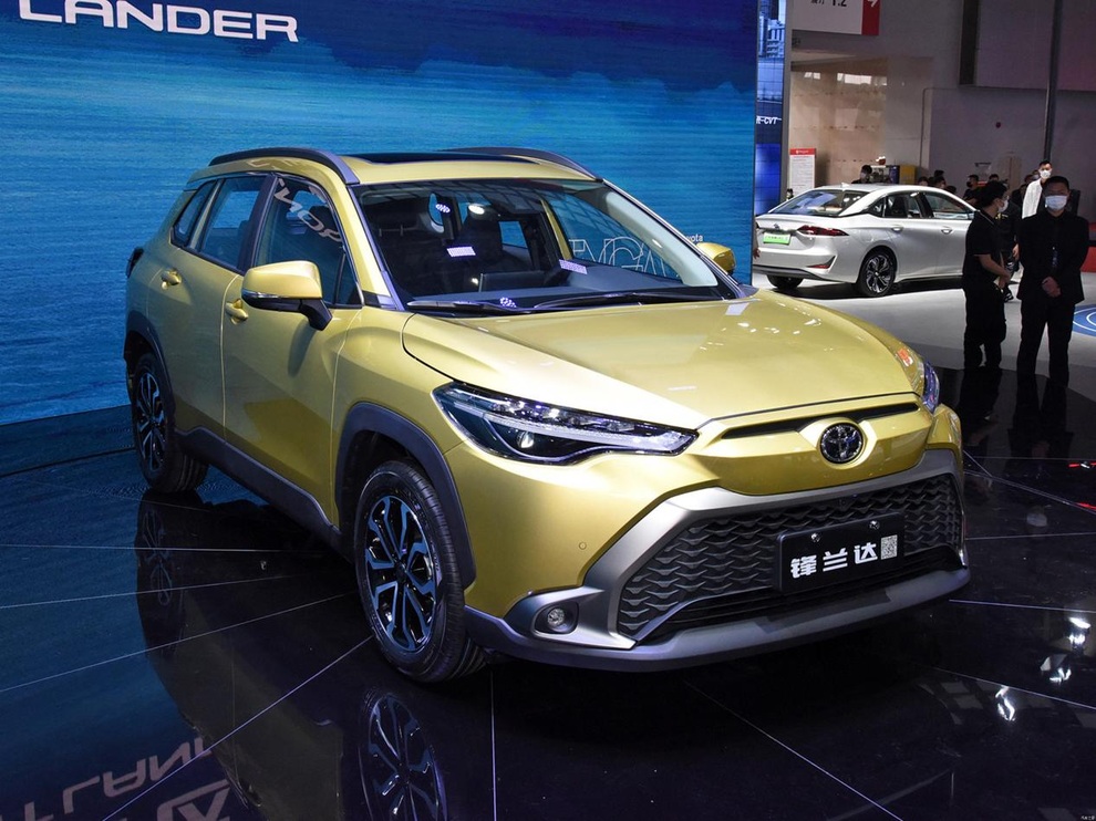 Chi tiết Toyota Frontlander 2022: Phiên bản song sinh của Corolla Cross - 15 Chi tiết Toyota Frontlander 2022: Phiên bản song sinh của Corolla Cross - 15