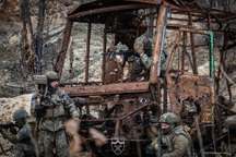 Binh sĩ tiền tuyến Ukraine hoang mang trước thỏa thuận đất hiếm với Mỹ