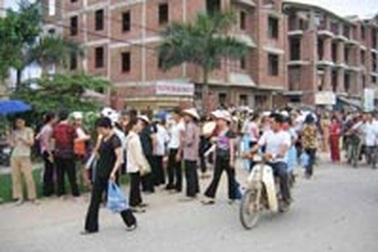 Hà Tây: Toàn bộ tiểu thương chợ Hà Đông bãi thị