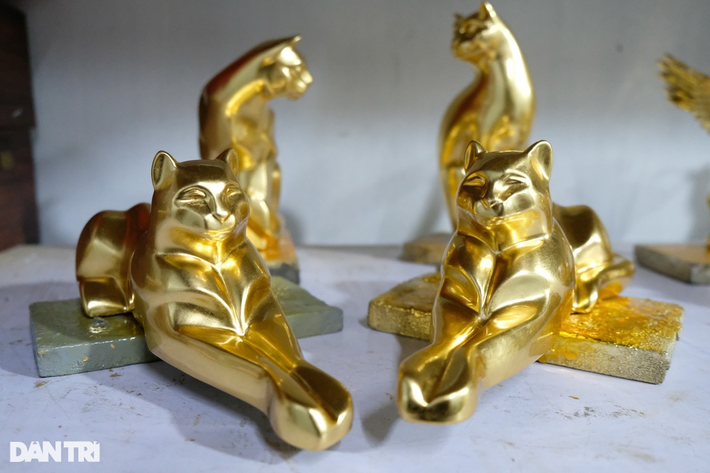 Giá vàng tăng dựng đứng, USD giảm mạnh - 1 Giá vàng tăng dựng đứng, USD giảm mạnh - 1