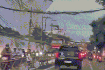 CSGT làm việc với tài xế ô tô bật đèn siêu sáng ở TPHCM