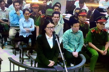 Làm Chủ tịch HĐQT, diễn viên Hồng Tứ không biết trụ sở công ty