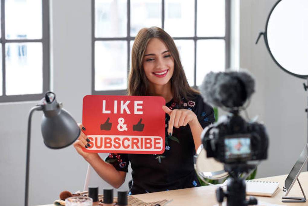 Gen Z tại Mỹ đổ xô đi làm Influencer - 1 Gen Z tại Mỹ đổ xô đi làm Influencer - 1
