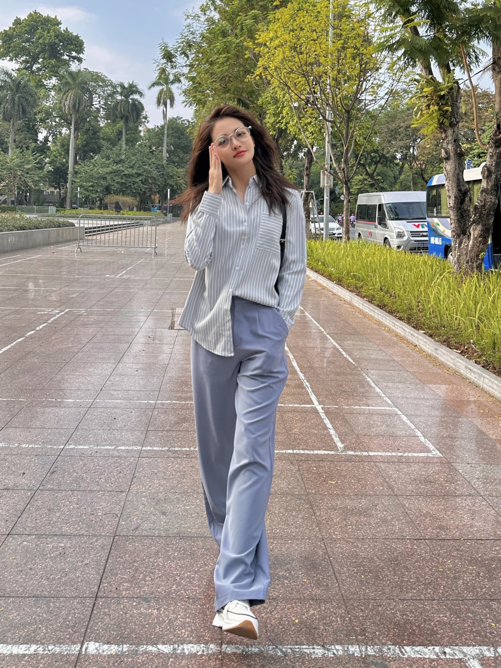 Đọ phong cách thời trang cá tính trên phim của mỹ nhân VTV - 10 Đọ phong cách thời trang cá tính trên phim của mỹ nhân VTV - 10