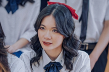 Nữ sinh có IELTS 8.0, thủ khoa trường cấp 3, đại diện phát biểu ở lễ khai giảng