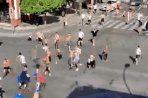 CĐV Rangers ẩu đả dữ dội với Frankfurt sau thất bại ở Europa League