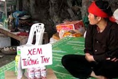 Truy tố thầy bói lừa đảo hơn 21 tỉ đồng