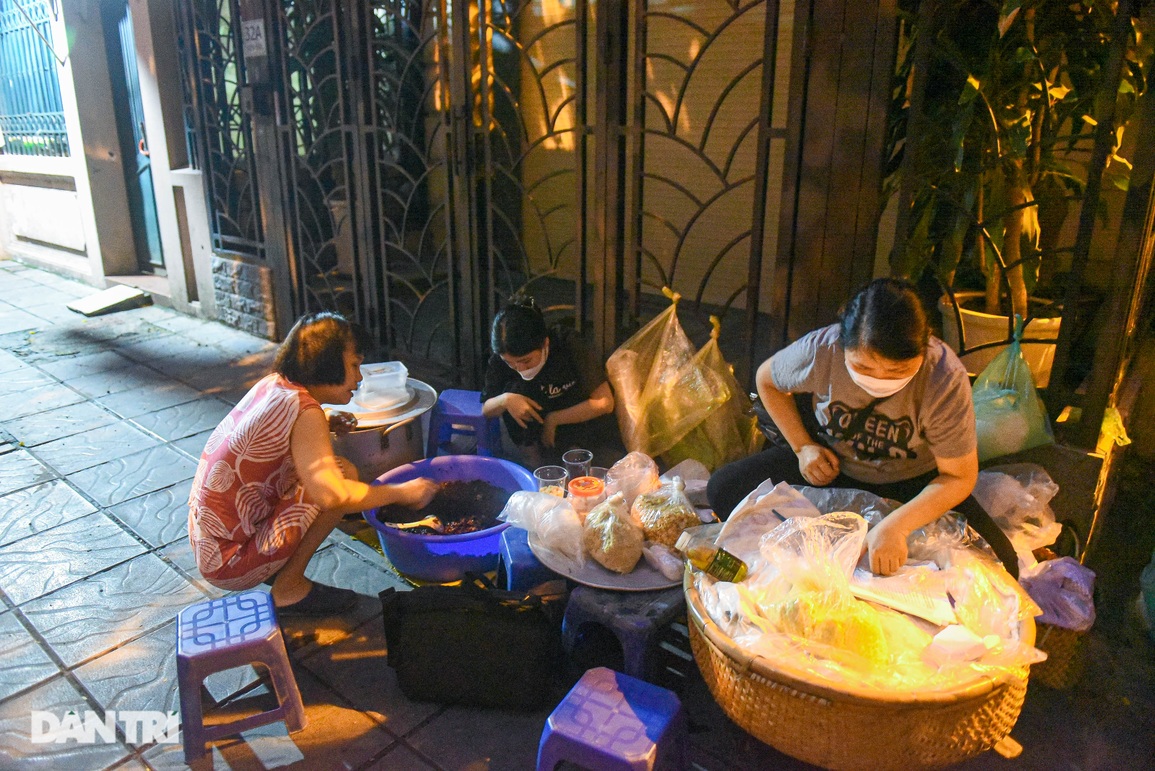 Ngôi làng thức giấc lúc 2h sáng bán đồ diệt sâu bọ ở Hà Nội - 7 Ngôi làng thức giấc lúc 2h sáng bán đồ diệt sâu bọ ở Hà Nội - 7