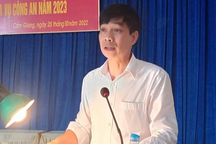 Bắt tạm giam Chủ tịch UBND thị trấn liên quan khu đất gần 5.000m2