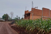 Cảnh cáo 2 lãnh đạo xã để "loạn" xây nhà trái phép