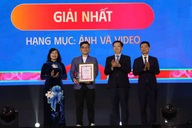 Xem tác phẩm giải nhất truyền thông về quyền con người “Việt Nam hạnh phúc”
