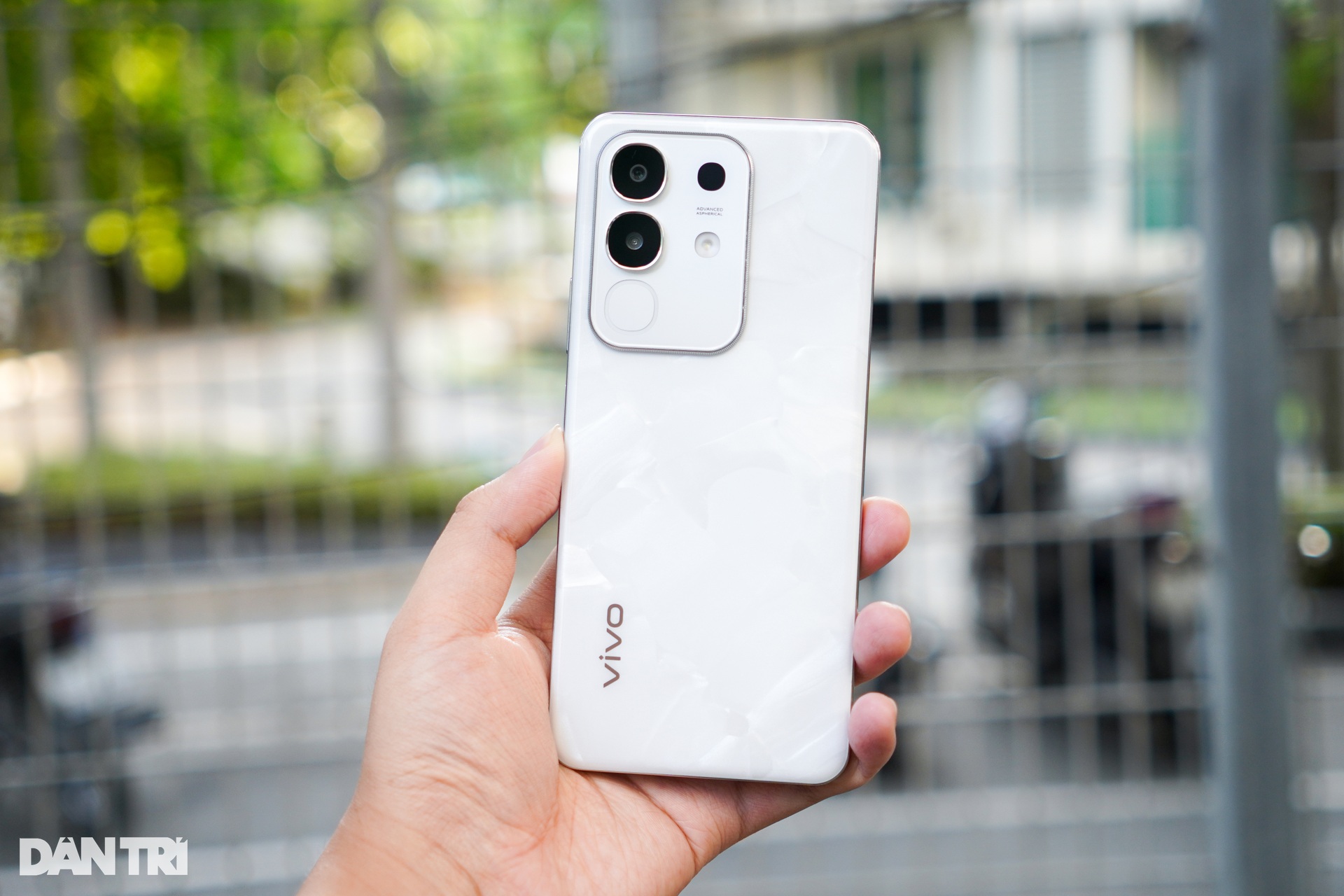 Đánh giá Vivo Y29: Pin khỏe, độ bền cao nhưng còn hạn chế về camera - 1