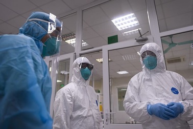 Việt Nam không có ca mắc mới Covid-19, số ca bệnh trên thế giới tăng kỷ lục