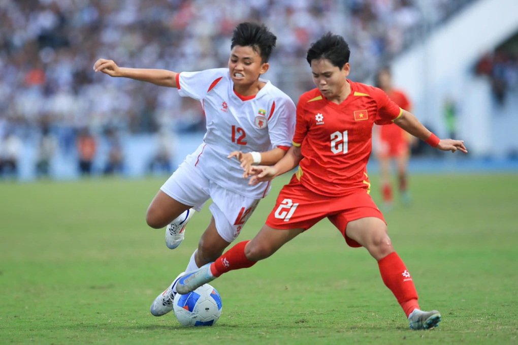 Having secured a place in the SEA Games semi-finals, the Vietnamese women's team and U22 team received a big reward - 1 Giành vé vào bán kết SEA Games, tuyển nữ và U22 Việt Nam được thưởng lớn - 1