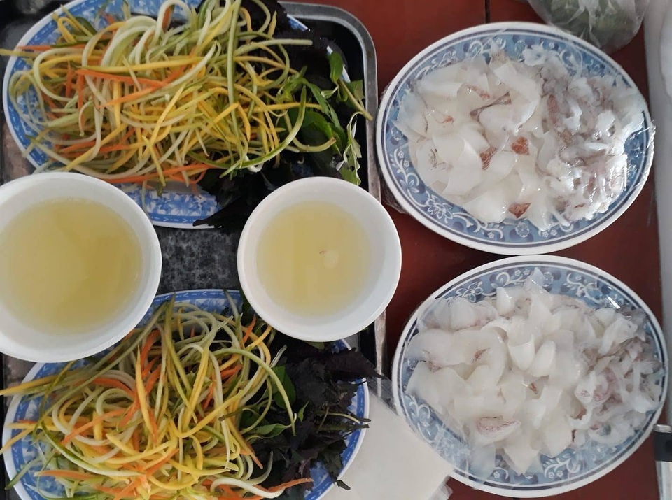 Con nhảy tanh tách, tiền triệu mỗi kg vẫn không có để bán - 13