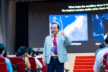 Tiến sĩ, bác sĩ Võ Văn Nhân - 25 năm vun đắp triệu nụ cười tự tin