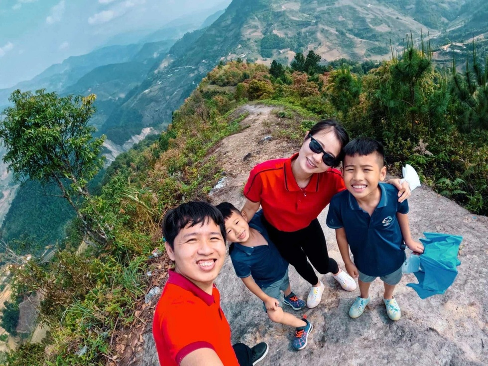 Sợ rau bẩn bụi mịn, vợ chồng ở Hà Nội mua 1.500m2 đất quê để nghỉ dưỡng - 1