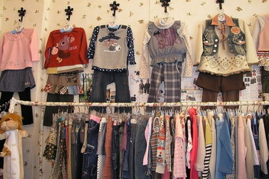 Trung Quốc phát hiện nhiều quần áo trẻ em chứa chất gây hại