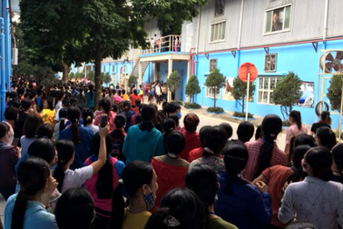 Gần 1.000 công nhân công ty giày ngừng việc tập thể đòi quyền lợi