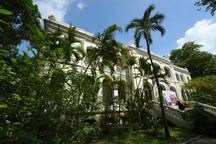 Người dân TPHCM khám phá dinh thự cổ hơn 150 tuổi trong Lãnh sự quán Pháp