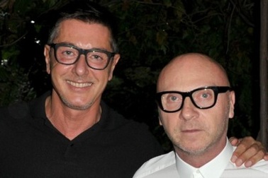 Trốn thuế 400 triệu euro, 2 tỷ phú hàng hiệu phải ngồi tù