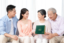 GoldenDila đánh thức "sâm của người Việt" bằng tinh chất đinh lăng chuẩn hóa