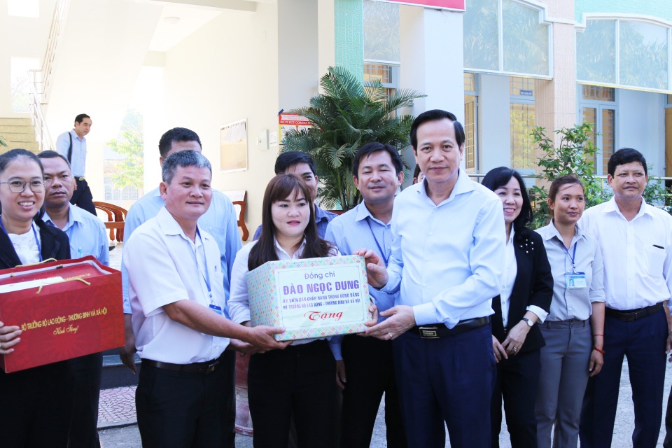 Tây Ninh: Gần 5.000 người nghiện ma tuý được quản lý - 5 Tây Ninh: Gần 5.000 người nghiện ma tuý được quản lý - 5