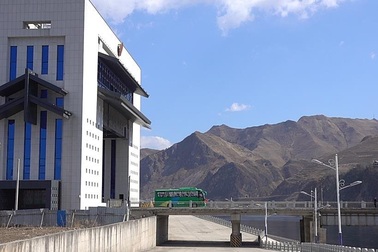 Khánh thành cầu xuyên biên giới: Cánh cửa giúp Triều Tiên giữa vòng xoáy trừng phạt