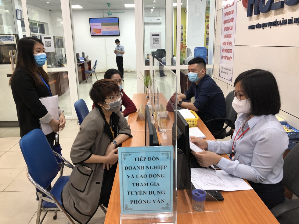 Rút bảo hiểm xã hội một lần, nguy cơ mất độc lập tài chính khi tuổi già - 3 Rút bảo hiểm xã hội một lần, nguy cơ mất độc lập tài chính khi tuổi già - 3