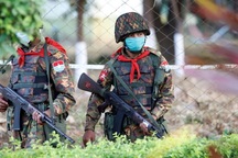 Quân đội Myanmar yêu cầu các nghị sĩ rời thủ đô trong vòng 24h