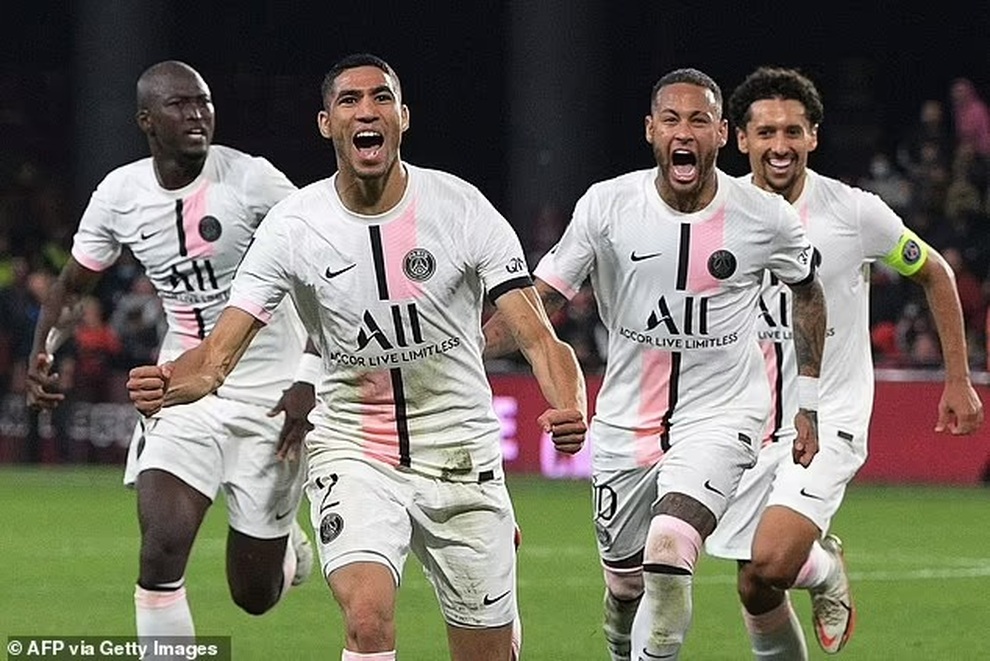 Vắng Messi, PSG nhọc nhằn đánh bại Metz nhờ cú đúp của Hakimi - 3 Vắng Messi, PSG nhọc nhằn đánh bại Metz nhờ cú đúp của Hakimi - 3