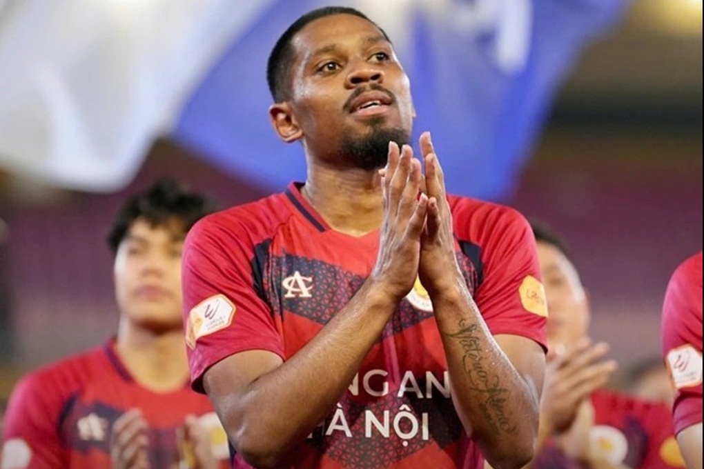 Southeast Asian newspaper comments on Vietnam team list to compete with Malaysia - 2 Báo Đông Nam Á bình luận về danh sách tuyển Việt Nam quyết đấu Malaysia - 2