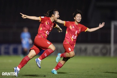 Đội nữ TPHCM nhận tiền thưởng hơn 9,4 tỷ đồng sau kỳ tích ở cúp châu Á