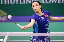 Thắng kịch tính đối thủ, Thùy Linh vào tứ kết giải Mỹ mở rộng