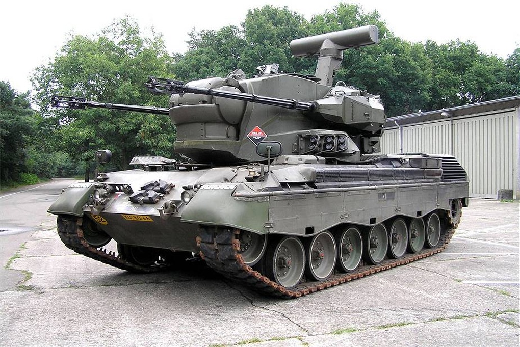 Đức chuyển giao thêm pháo phòng không, thiết bị công binh cho Ukraine - 2 Đức chuyển giao thêm pháo phòng không, thiết bị công binh cho Ukraine - 2