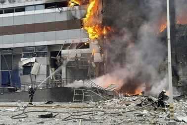 Quốc hội Ukraine hủy họp vì nguy cơ tấn công tên lửa từ Nga