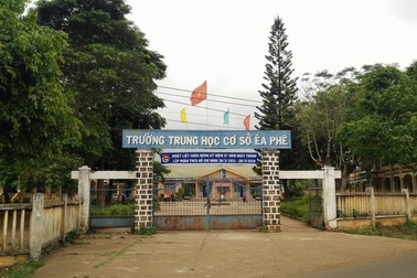 Khởi tố nguyên Hiệu trưởng nhận hàng trăm triệu đồng tiền “chạy việc”