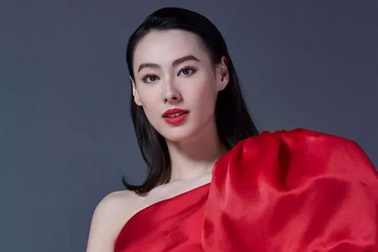 Lương Lạc Thi: Mỹ nhân bỏ sự nghiệp để sinh ba con cho tỷ phú giờ ra sao?