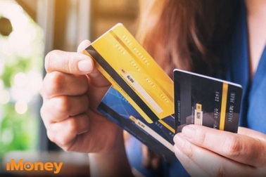 So găng phí thường niên thẻ tín dụng, ngân hàng nào đang rẻ nhất?