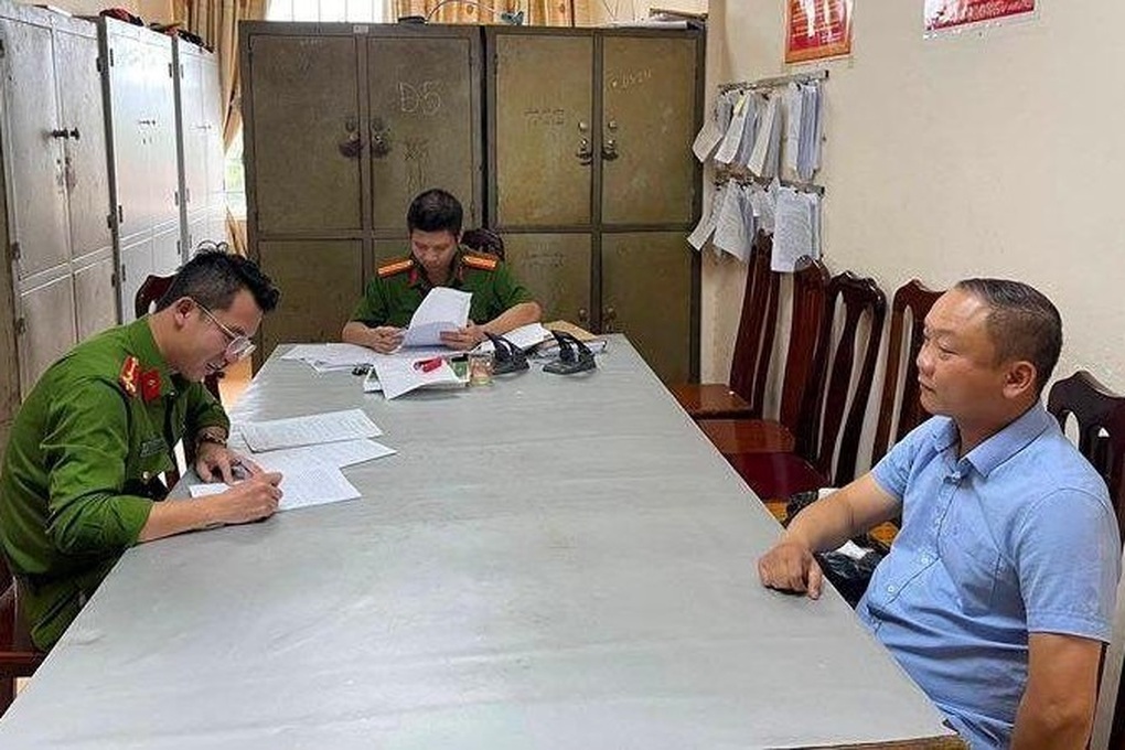 Đối tượng trốn truy nã 11 năm bị bắt vì chiếc ghế massage - 1 Đối tượng trốn truy nã 11 năm bị bắt vì chiếc ghế massage - 1