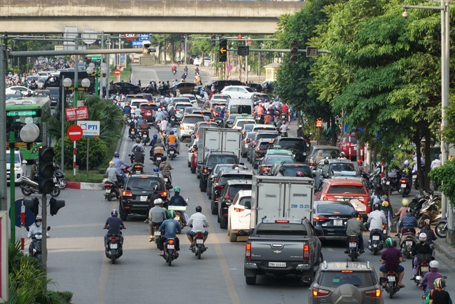 Toàn cảnh rừng cao ốc chen chân ở quận nội đô Hà Nội - 10 Toàn cảnh rừng cao ốc chen chân ở quận nội đô Hà Nội - 10