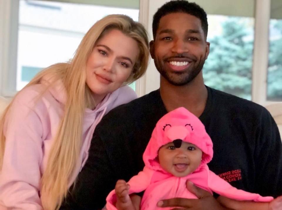 Bạn trai kém 7 tuổi của Khloe Kardashian lại dính tin đồn ngoại tình - 4 Bạn trai kém 7 tuổi của Khloe Kardashian lại dính tin đồn ngoại tình - 4