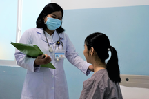 Người phụ nữ 34 tuổi ở TPHCM mang thai con thứ 6, vỡ tử cung nguy kịch